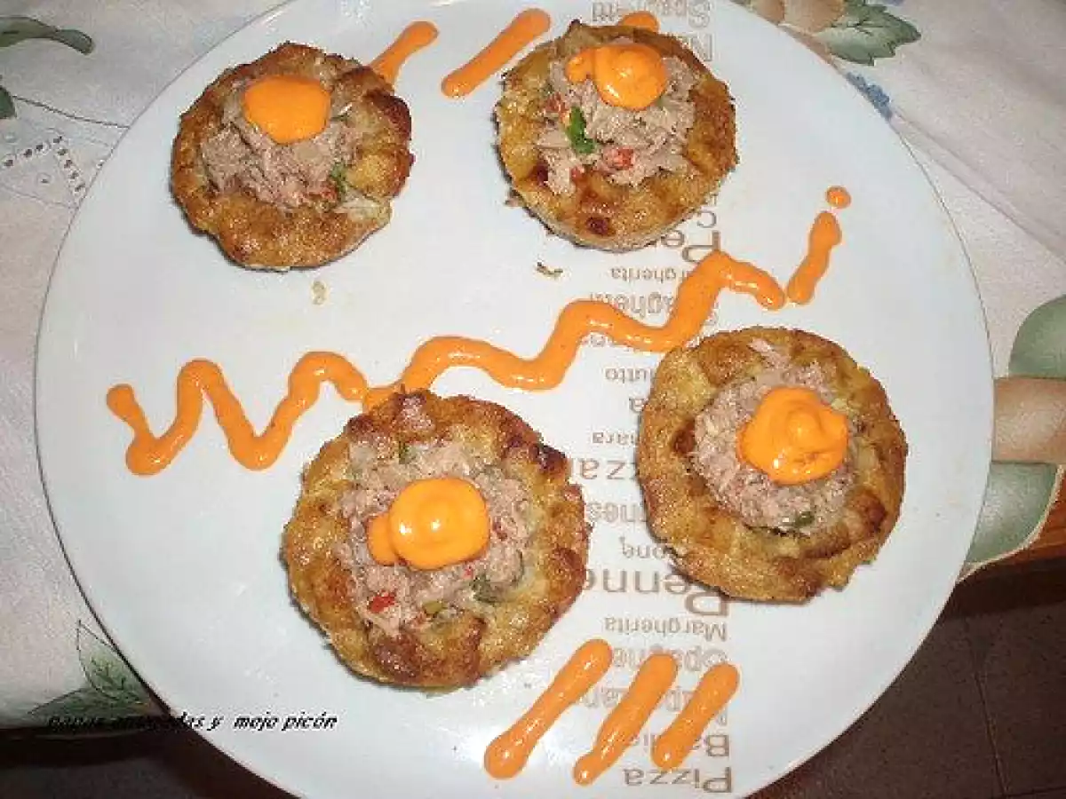 TARTALETAS DE TORTILLA RELLENAS DE SALPICON DE ATUN - PREMIO BLOG 2008 - foto 2
