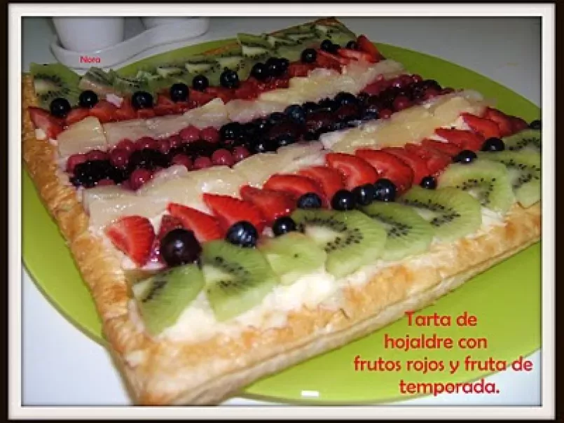Tartas de hojaldre con frutos rojos y frutas de temporada., foto 3