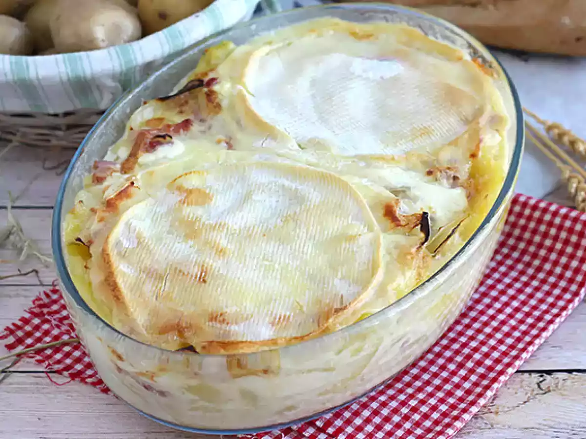Tartiflette francesa, tradicional de Saboya