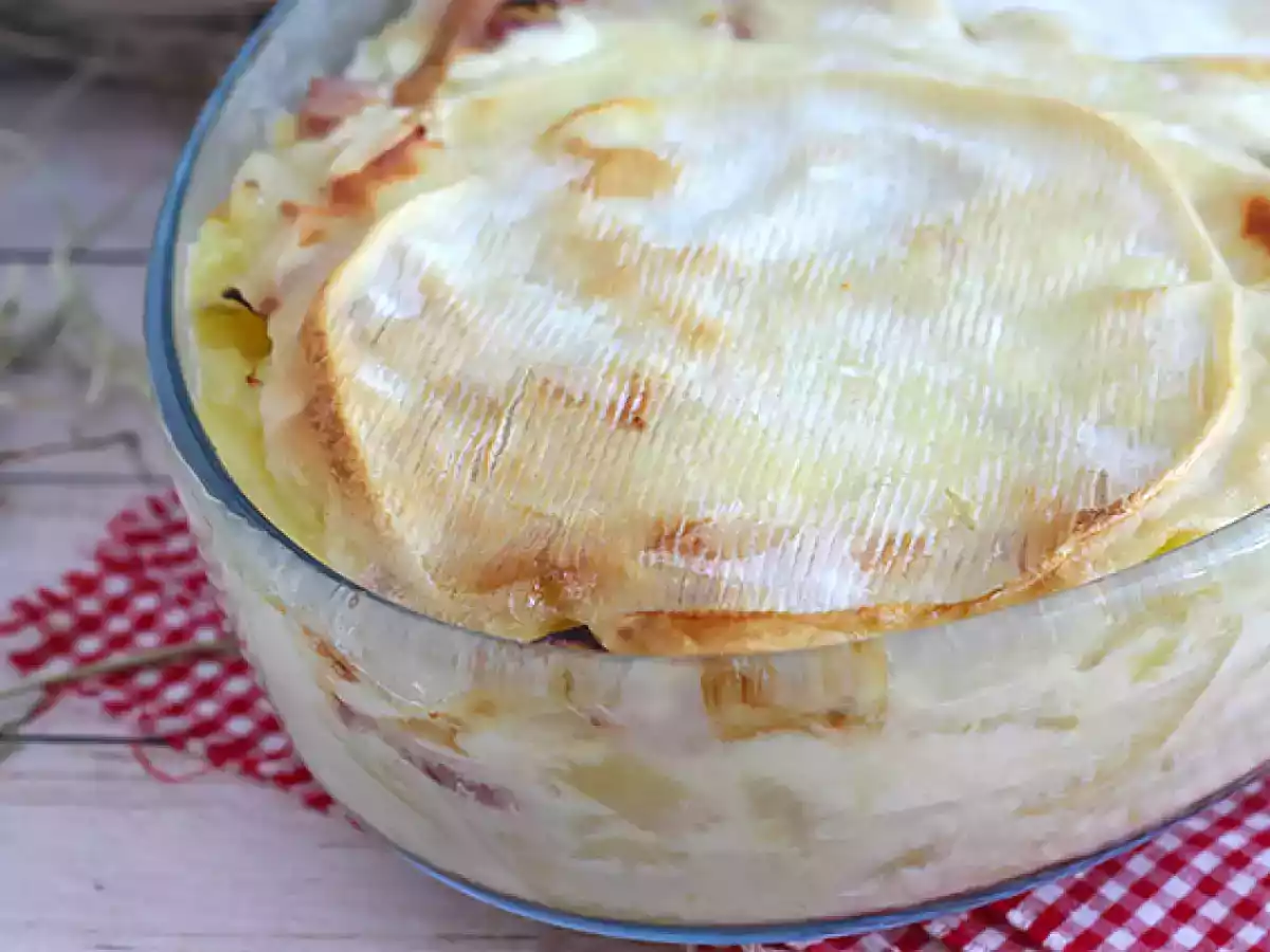Tartiflette francesa, tradicional de Saboya - foto 2