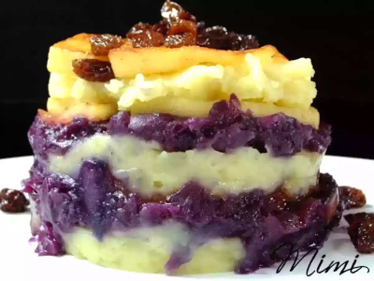 Tartita de col lombarda, manzanas, patatas y pasas - foto 2