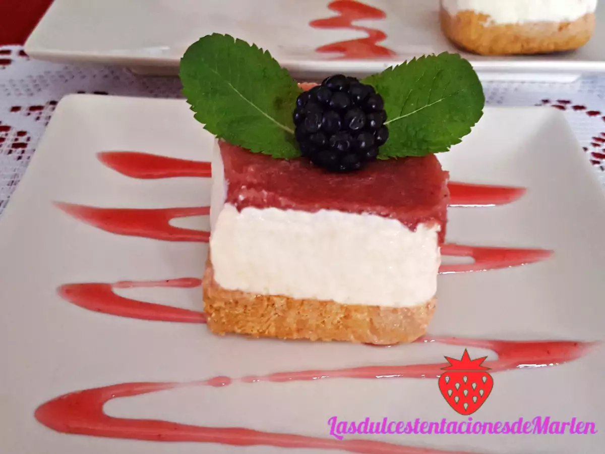 Tartitas de mousse de chocolate blanco y fresa - foto 3