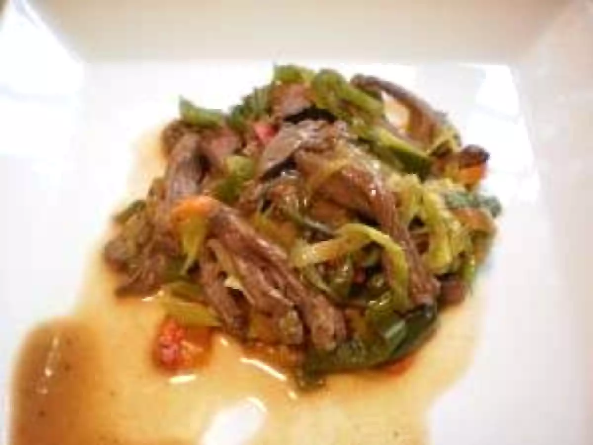 TERNERA CON PIMIENTOS AL ESTILO CHINO