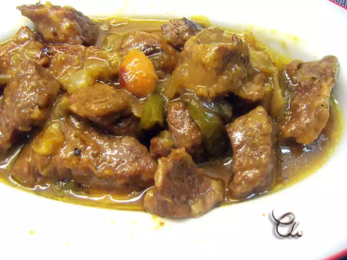 Ternera con salsa de soja y almendras