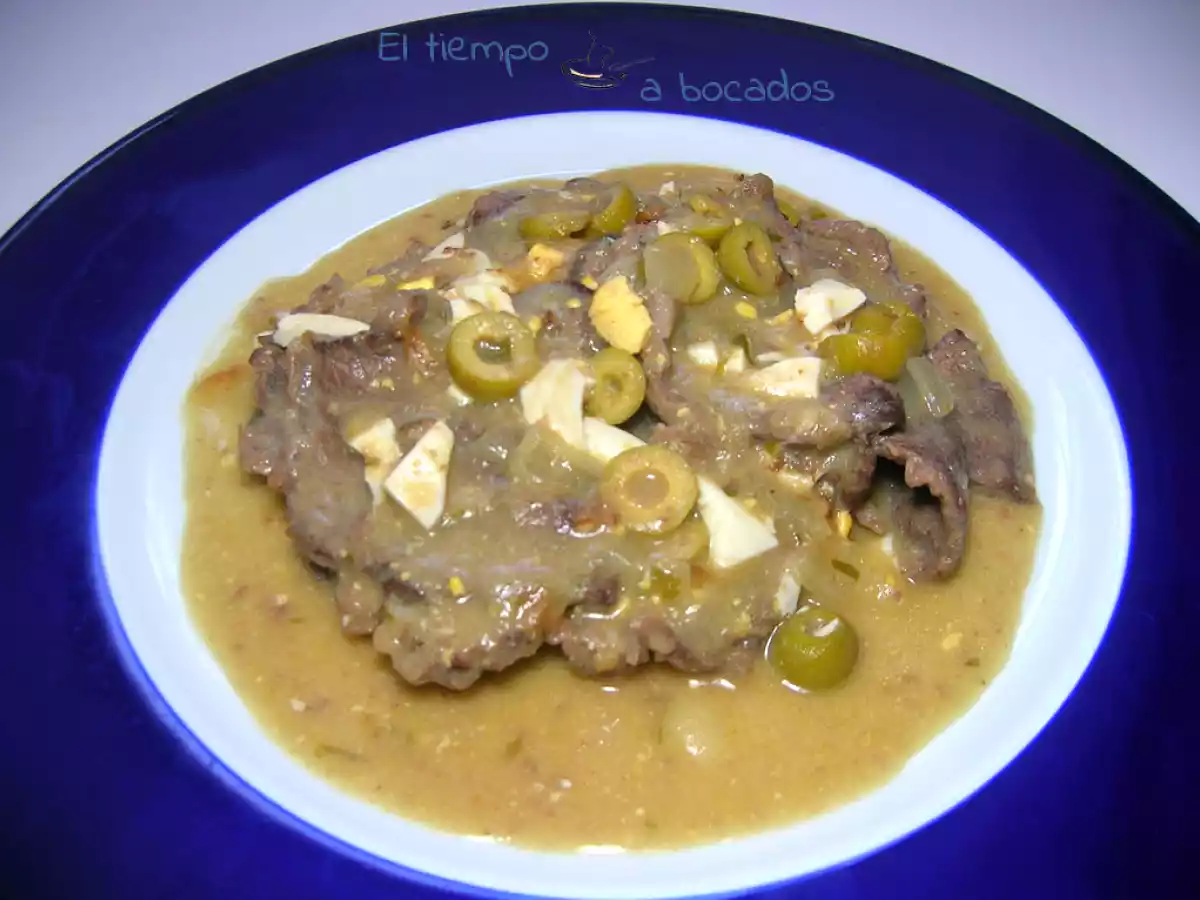 Ternera en salsa de aceitunas