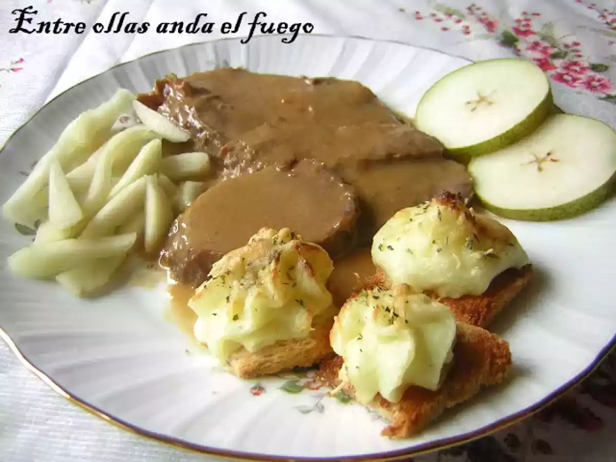 Ternera en salsa de pera y zanahoria