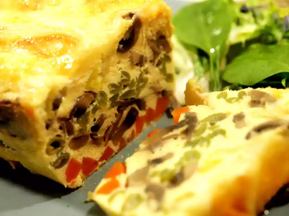 terrina de verduras, con queso provola y champiñones