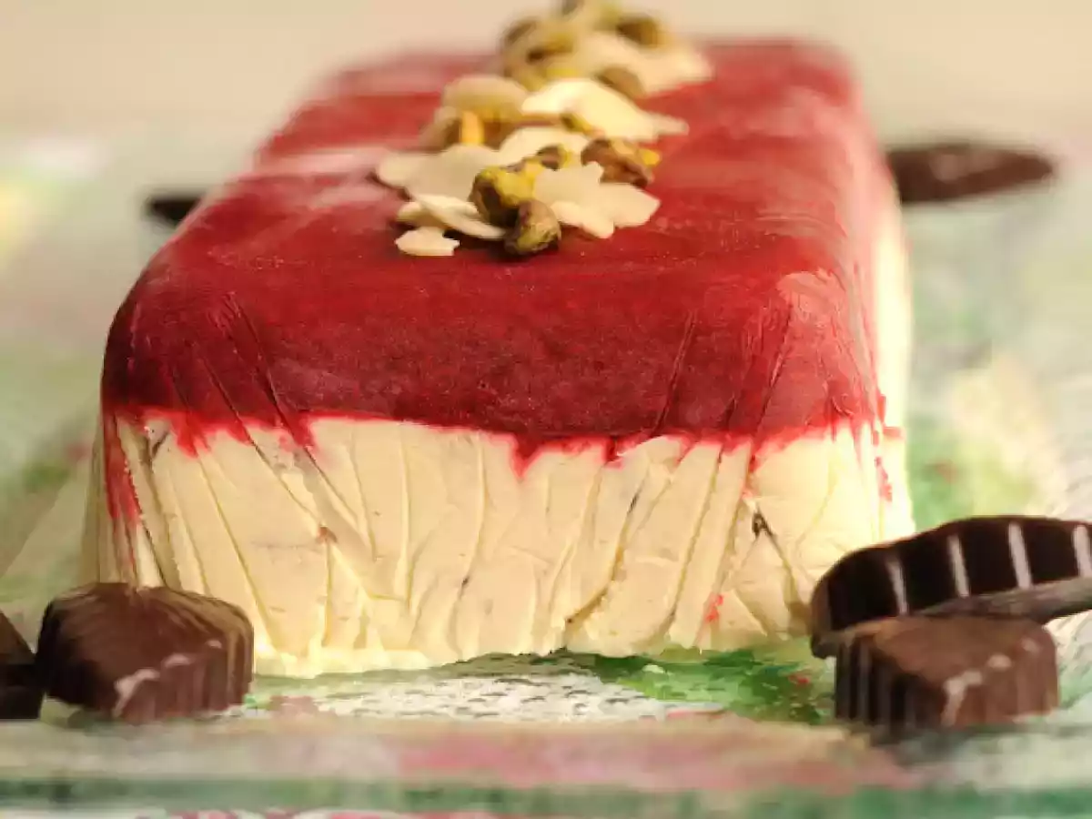 Terrina Helada de Frambuesas y Turrón - foto 2