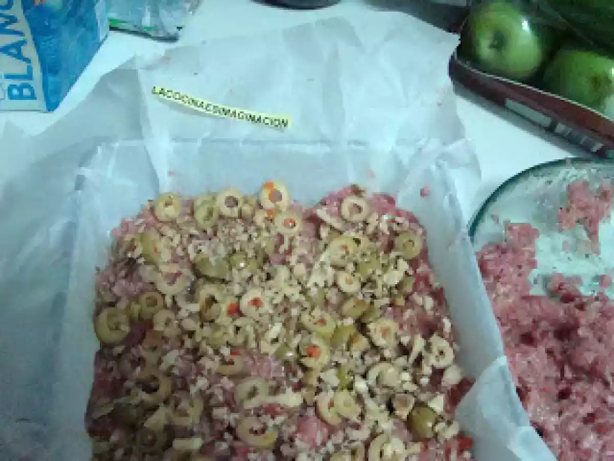 Terrina tres carnes, nueces y aceitunas