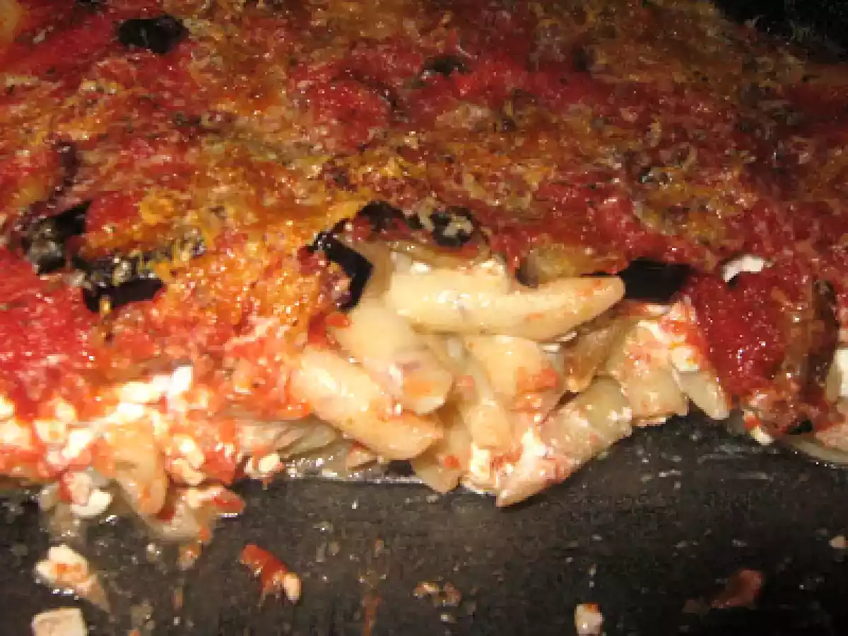 Timbal de macarrones con berenjenas y queso Cottage - foto 2