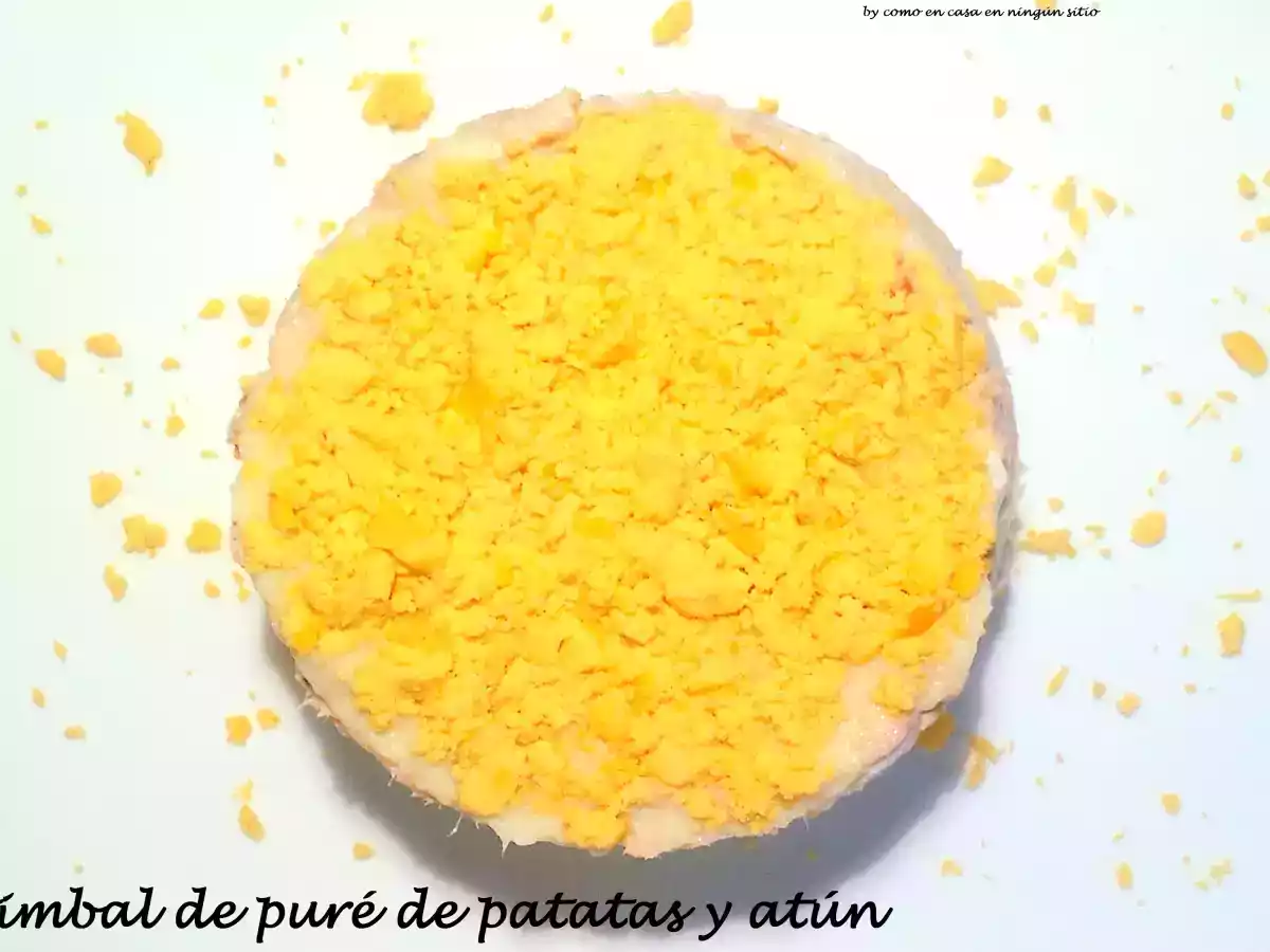 Timbal de puré de patatas y atún