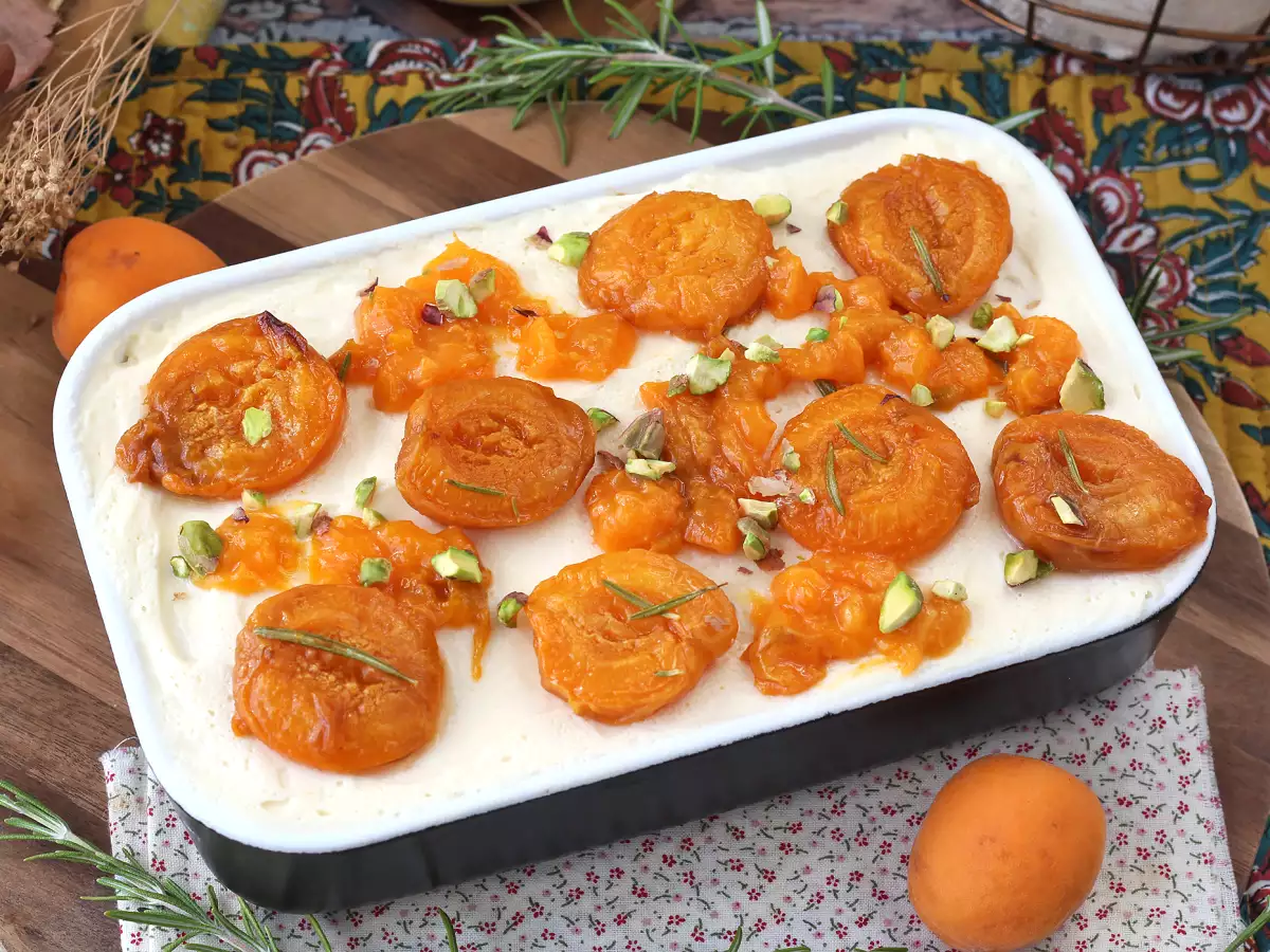 Tiramisú de albaricoques asados: el postre afrutado y cremoso perfecto para el verano - foto 2