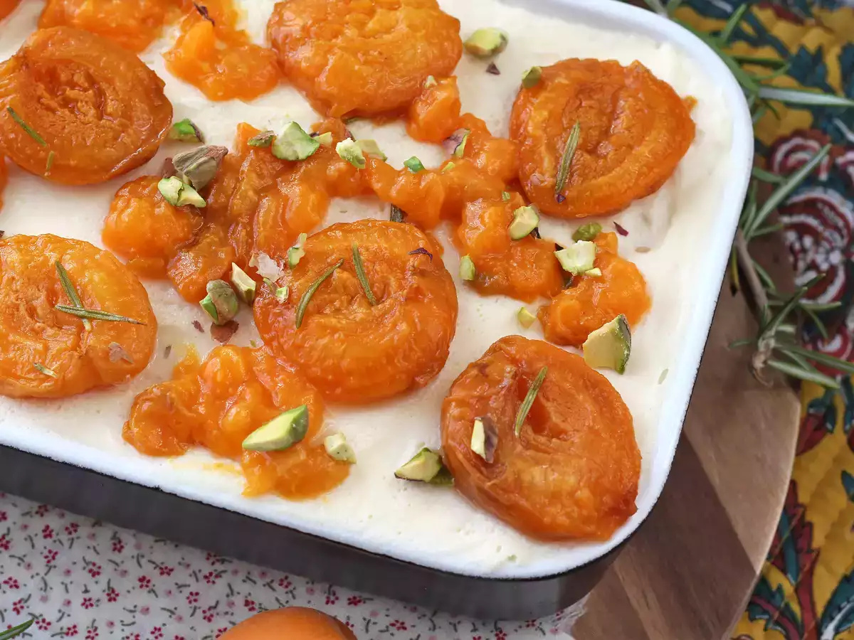 Tiramisú de albaricoques asados: el postre afrutado y cremoso perfecto para el verano - foto 8