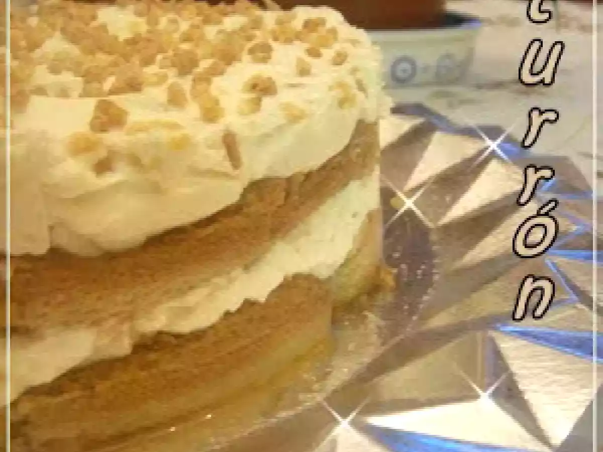 Tiramisú de turrón
