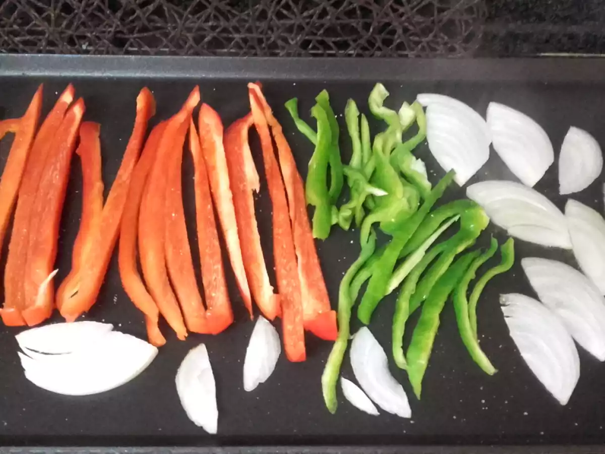 Tofu marinado con verduras a la plancha - foto 4