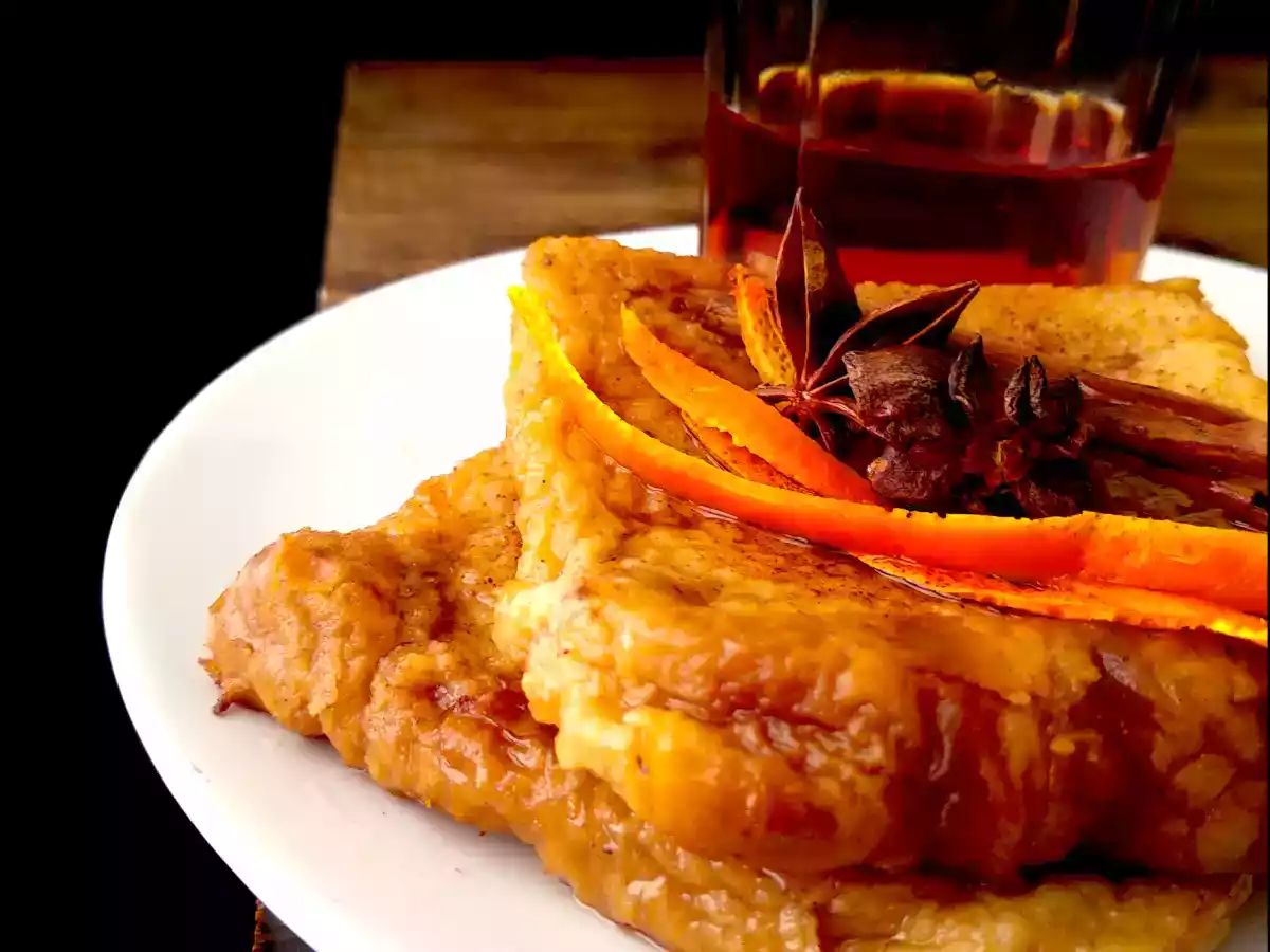 Torrijas de vino Moscatel con almíbar {En horno}