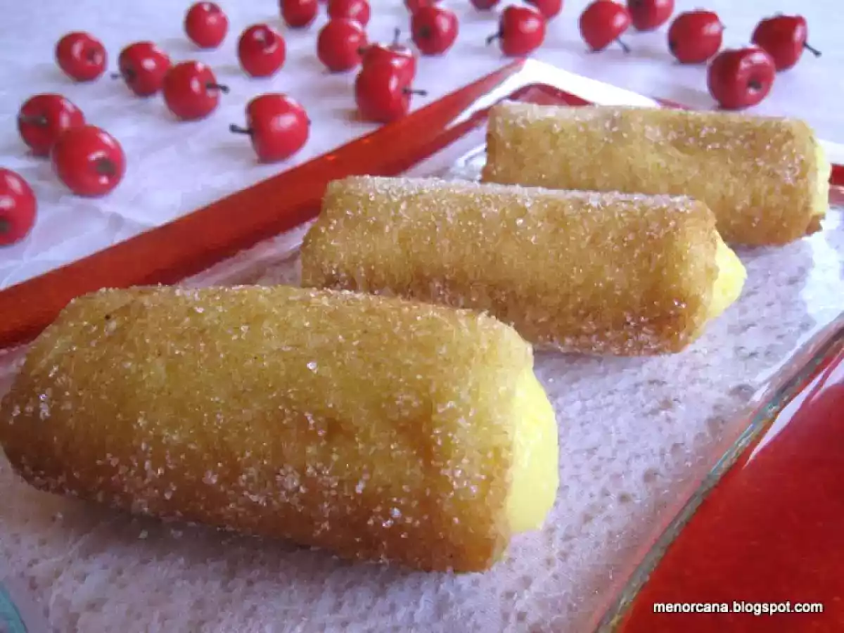 Torrijas rellenas con crema de naranja