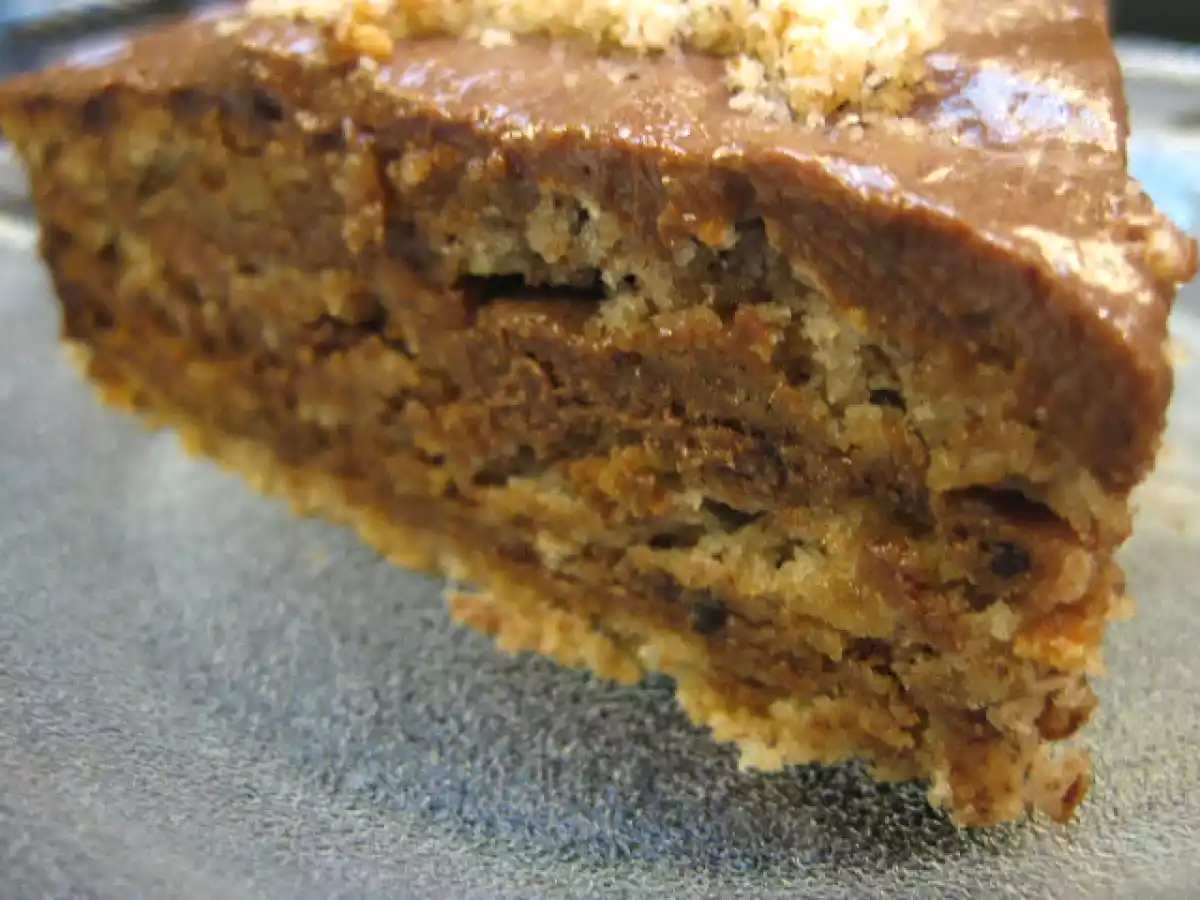 Torta de avellanas y chocolate para mi cumple - foto 2