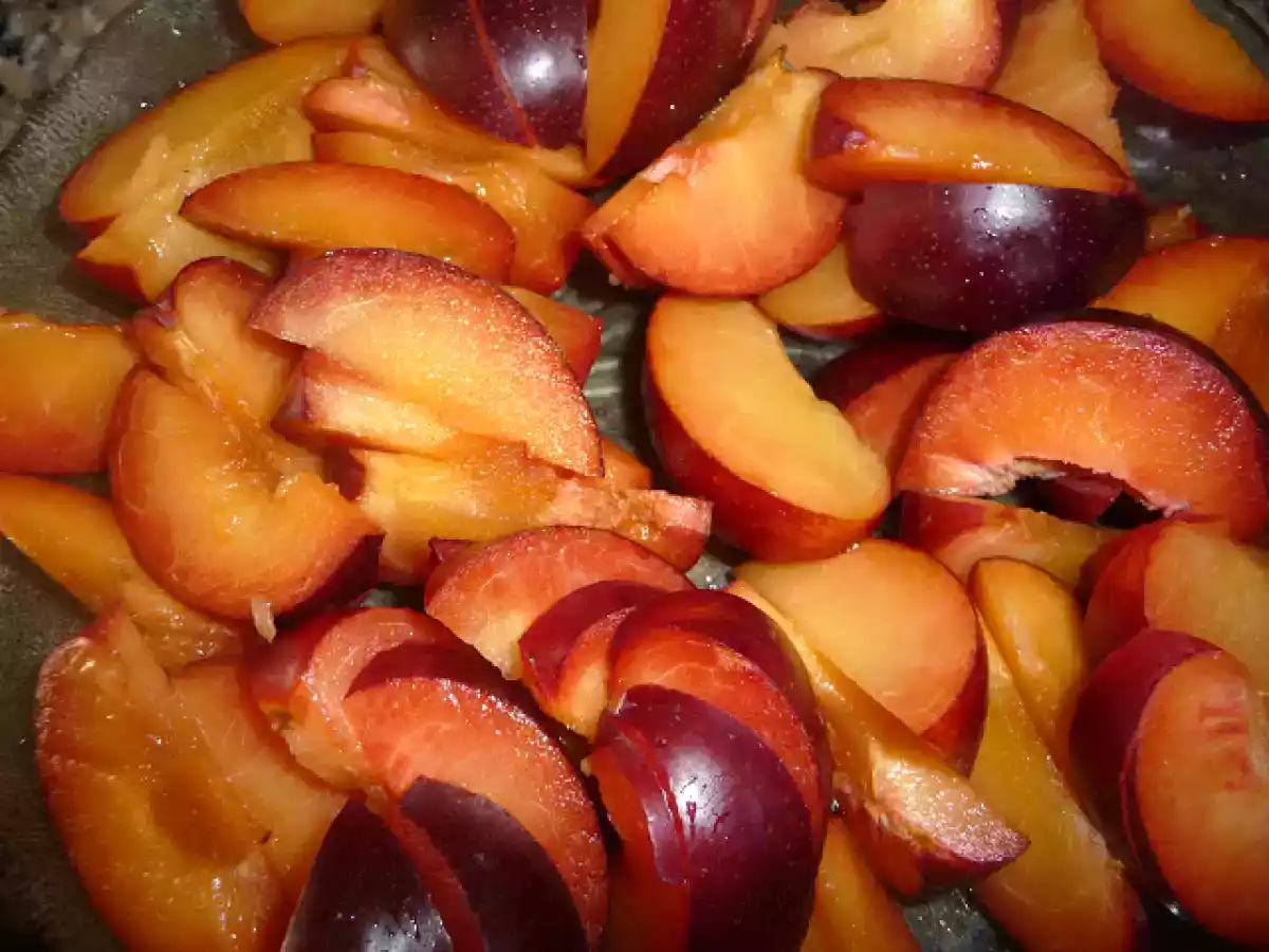 Torta de ciruelas...Escondidas!!! - foto 2