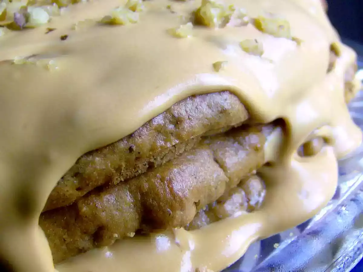 Torta de ciruelas y nueces