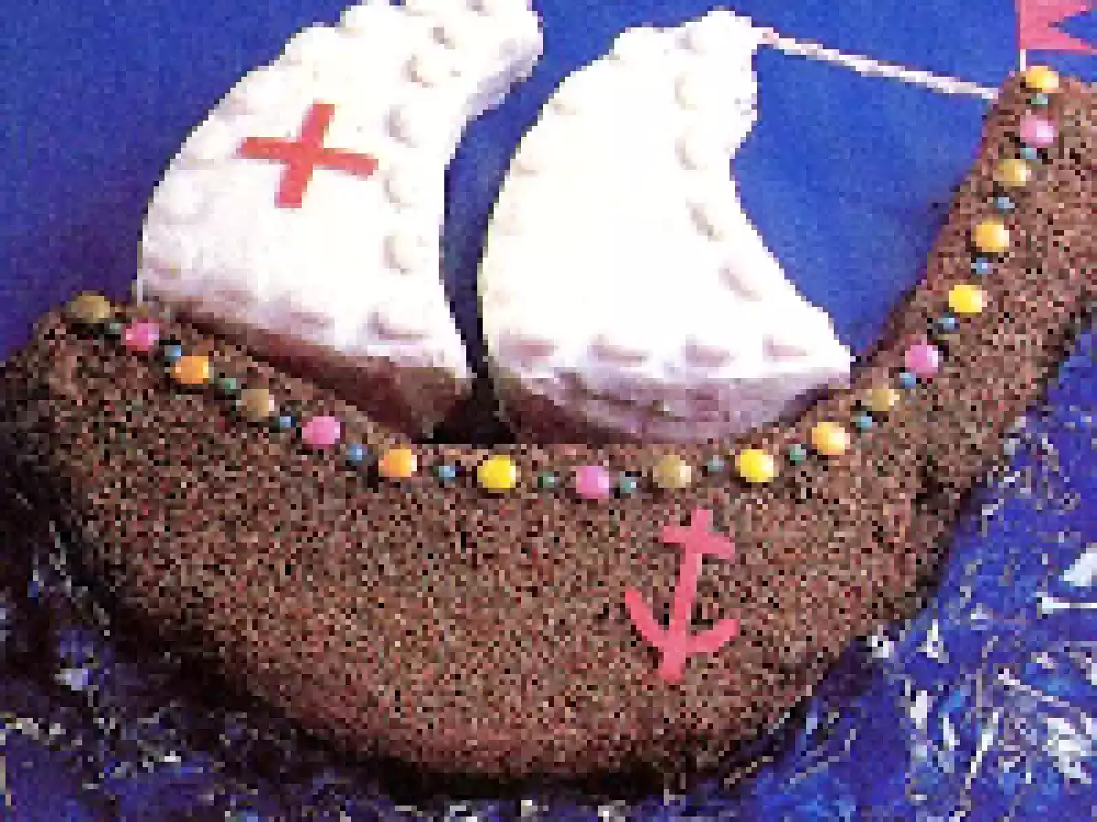 Torta de cumpleaños barco a vela