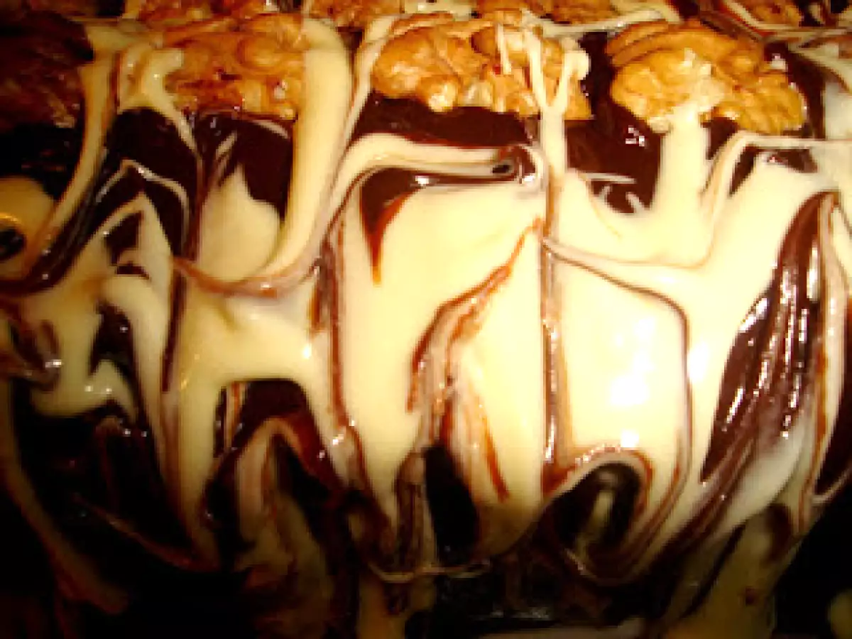 Torta de nuez y chocolate blanco/negro - foto 4