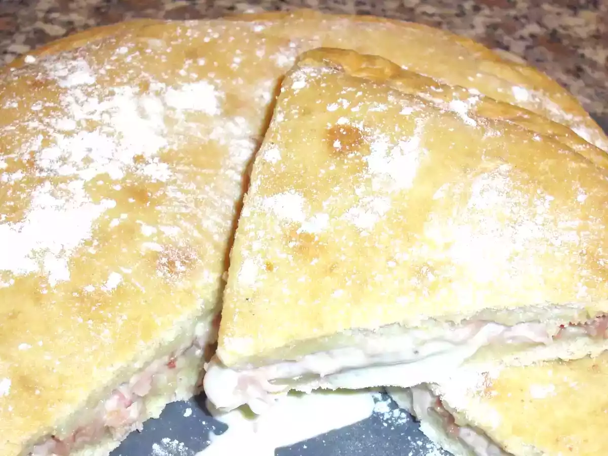 Torta de pan y queso Président Emmental