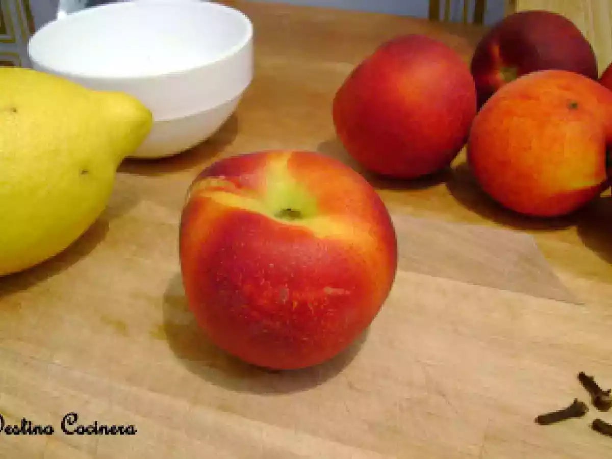 Torta Espuma de Duraznos con Espejo de Grosellas. y Bienvenido Verano!! - foto 2