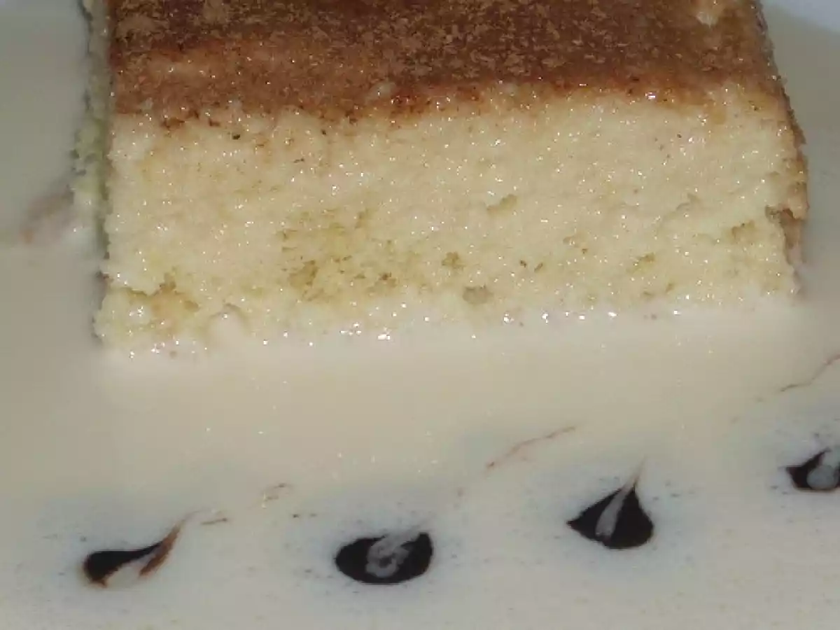 TORTA TRES LECHES