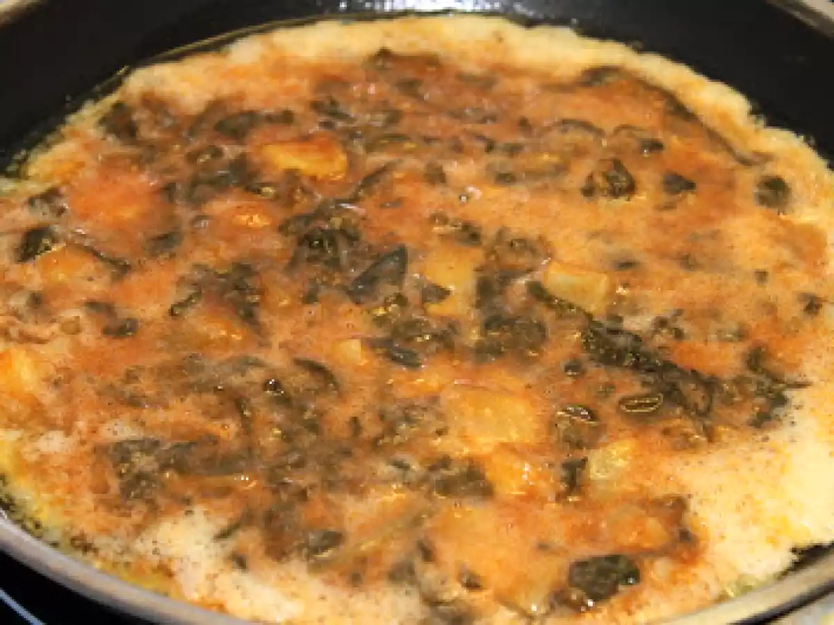 Tortilla de acelgas con tomate