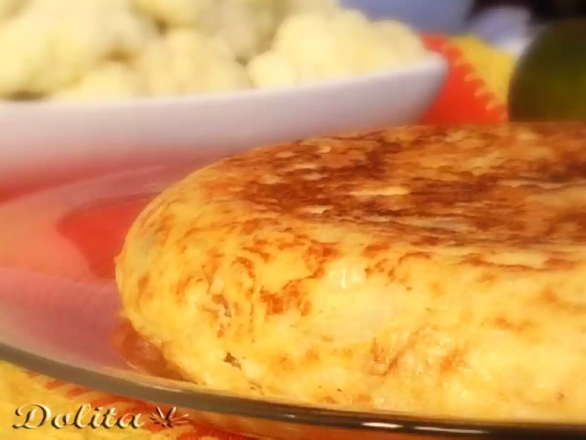 Tortilla de coliflor con gambas