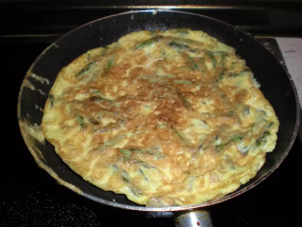 Tortilla de espárragos trigueros salvajes - foto 5