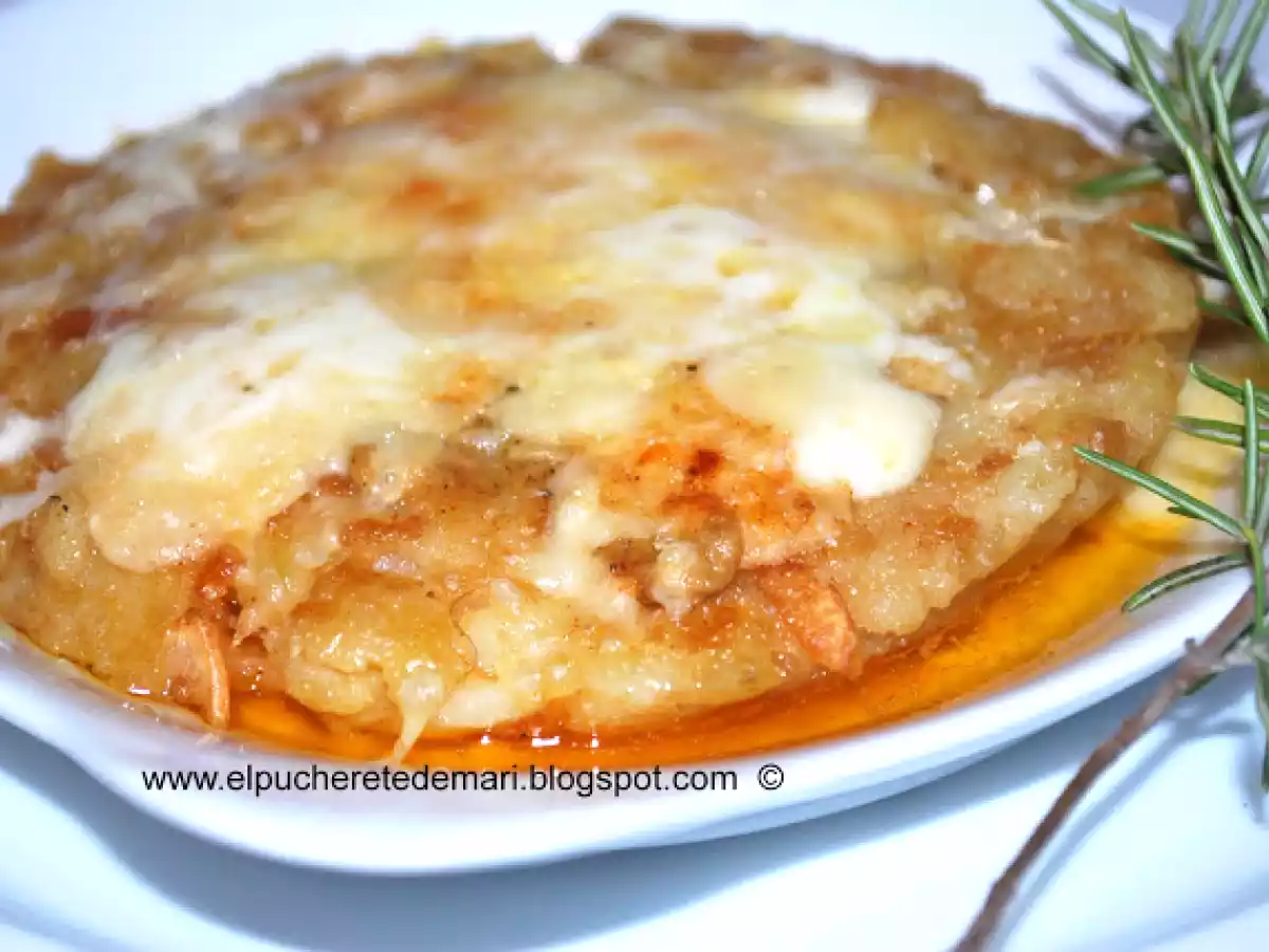 Tortilla de pan y patata con queso tostado - foto 2