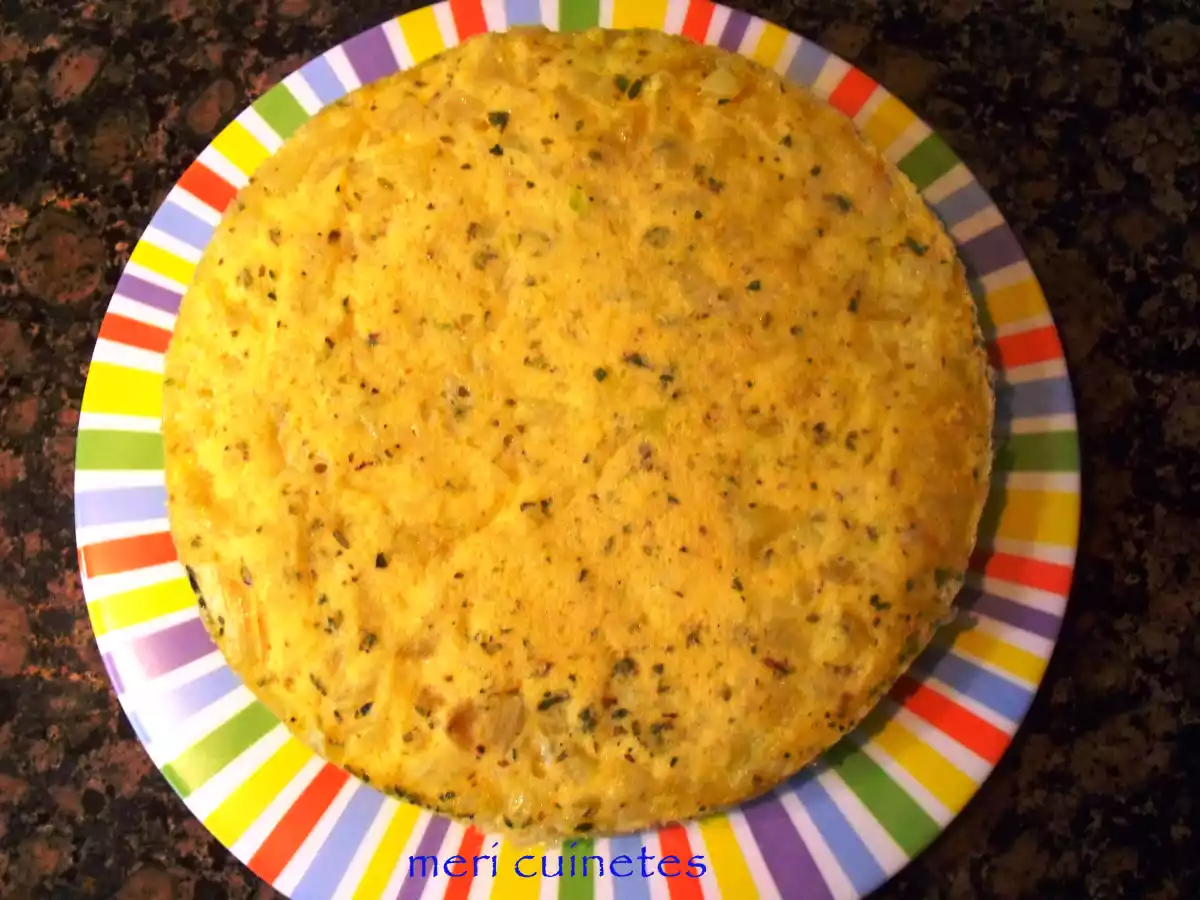 Tortilla de patatas, cebollas y calabacín en microondas - foto 2