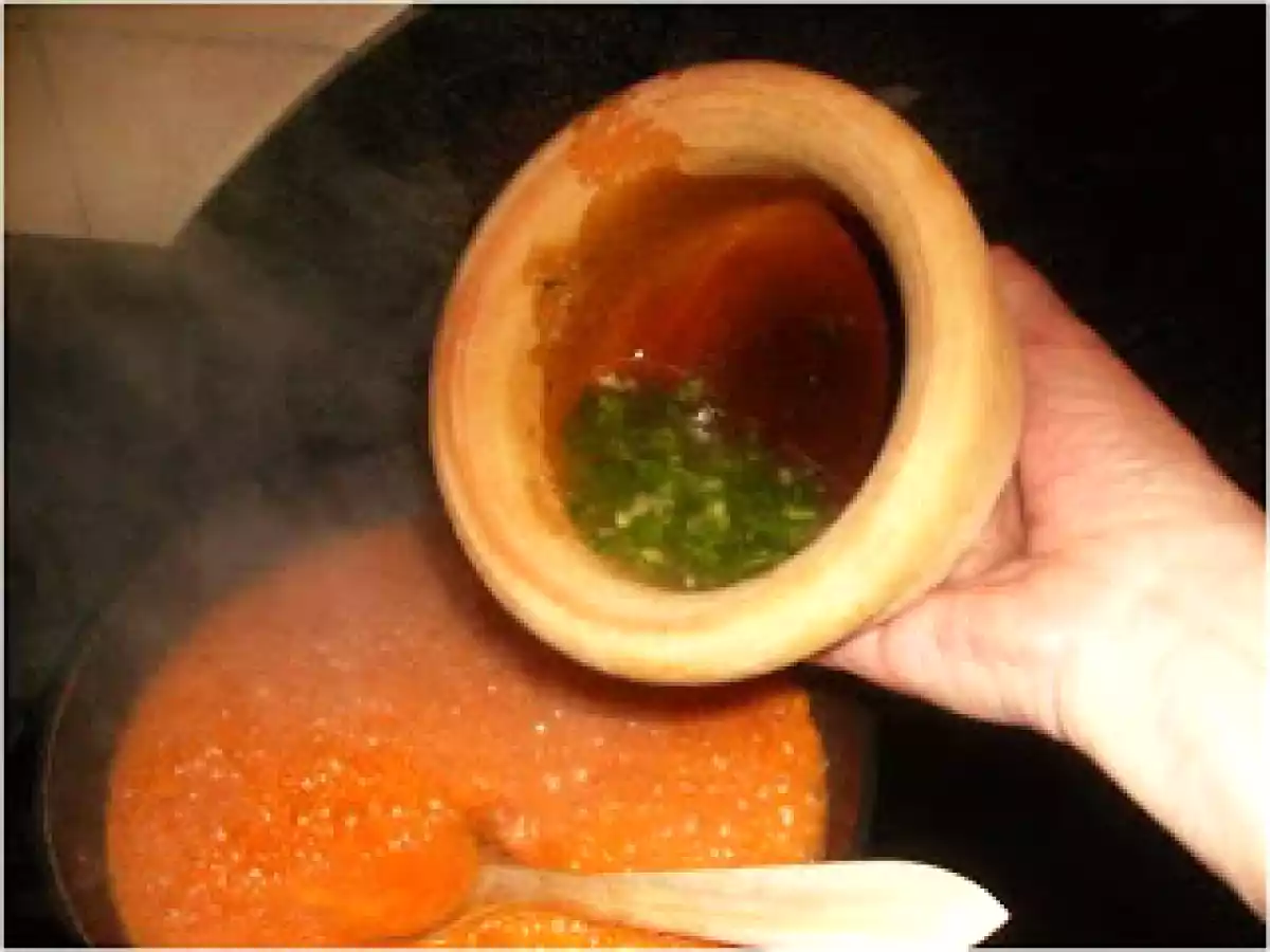 TORTILLA DE PATATAS EN SALSA - foto 5