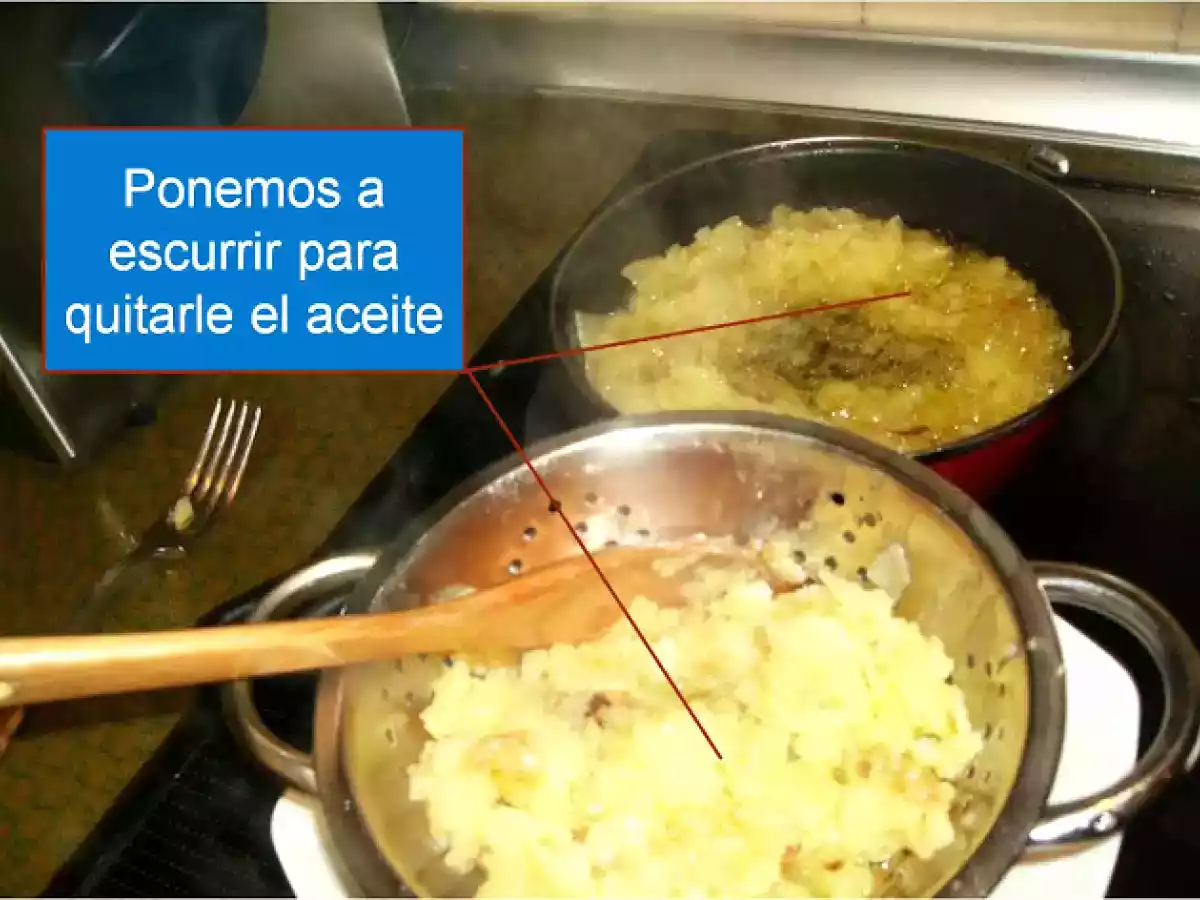 TORTILLA DE PATATAS O ESPAÑOLA - foto 4