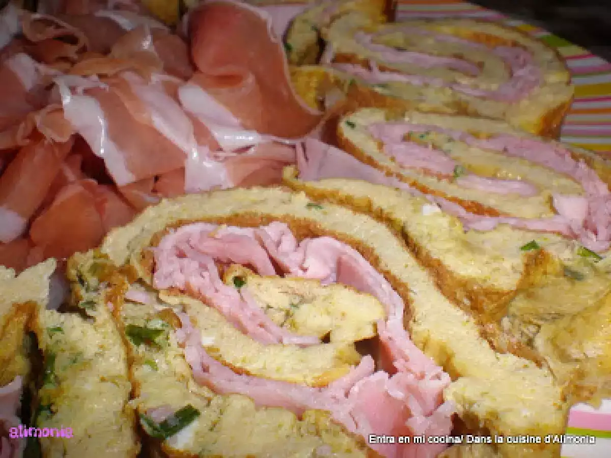 Tortilla enrollada al jamon / Omelette roulée au jambon - foto 2