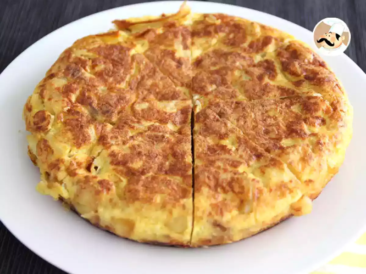 Tortilla Española de Patatas con cebolla