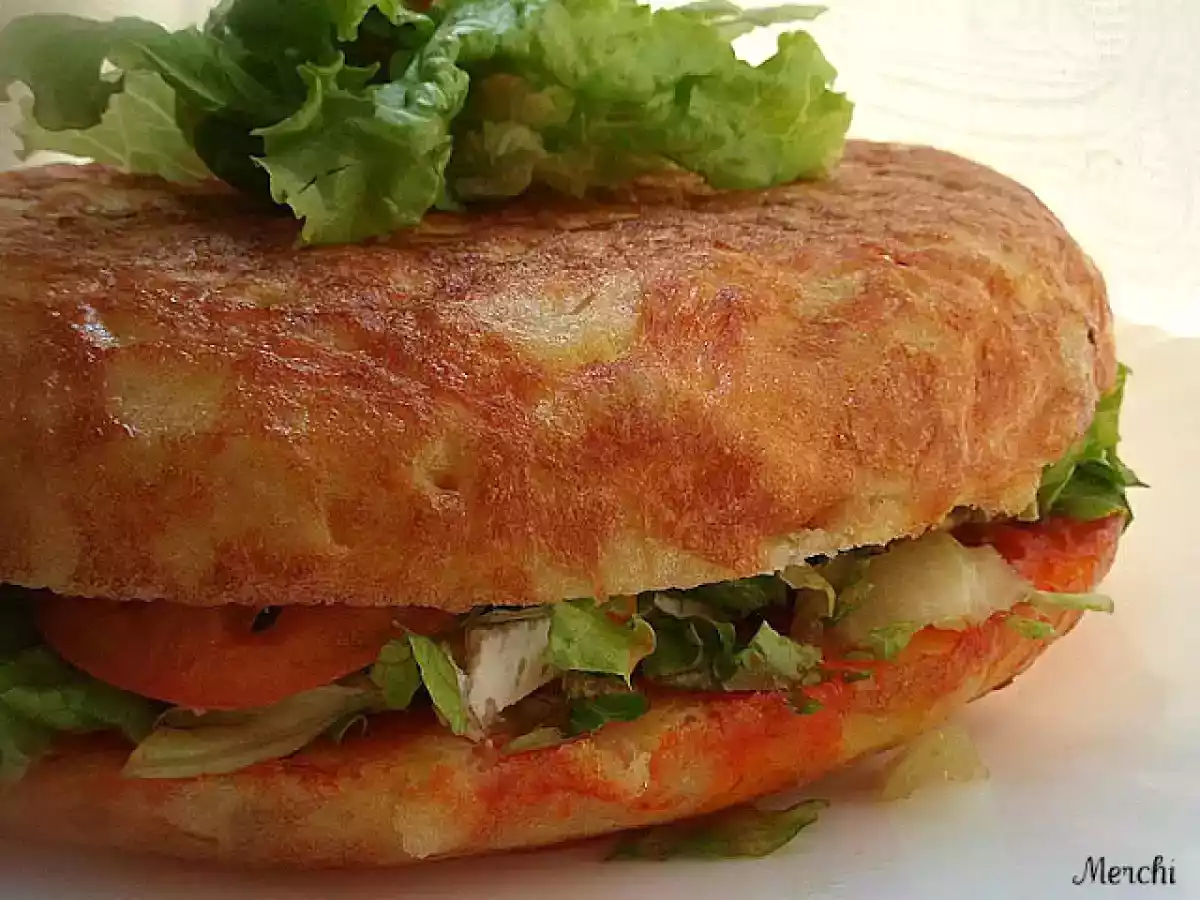 Tortilla rellena de sobrasada y queso brie - foto 3