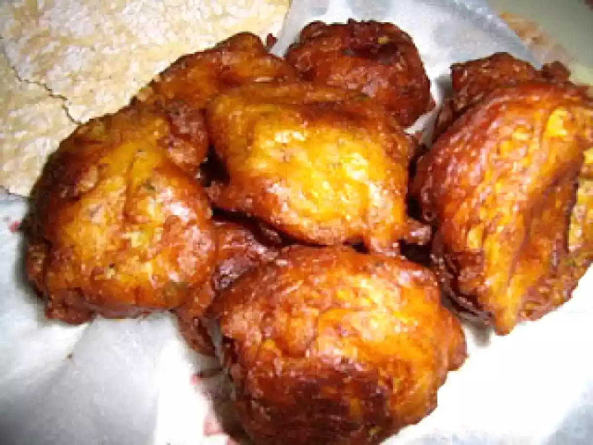 TORTILLITAS DE GAMBAS AL AJO