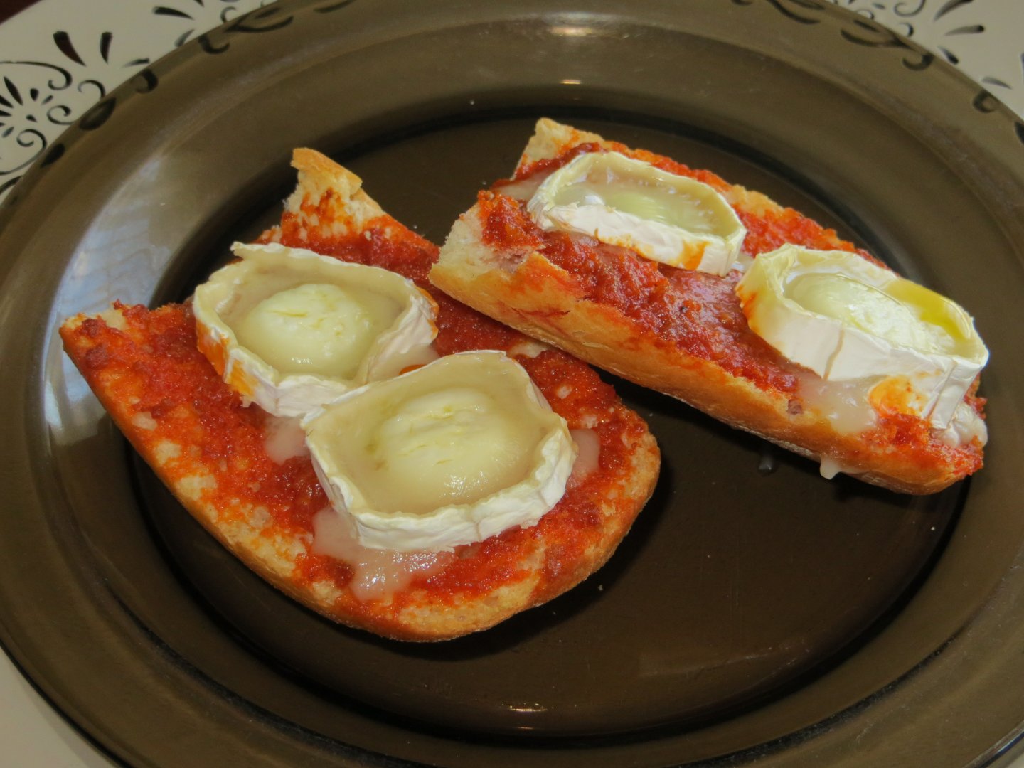 Tosta de sobrasada y queso de cabra Receta Petitchef