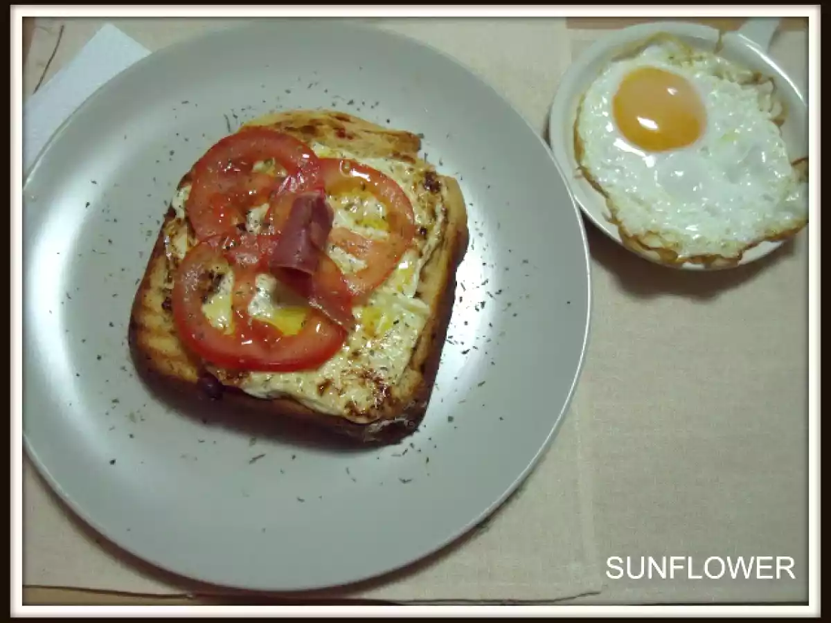 Tostas de pan de chorizo con queso fresco a la plancha - foto 2