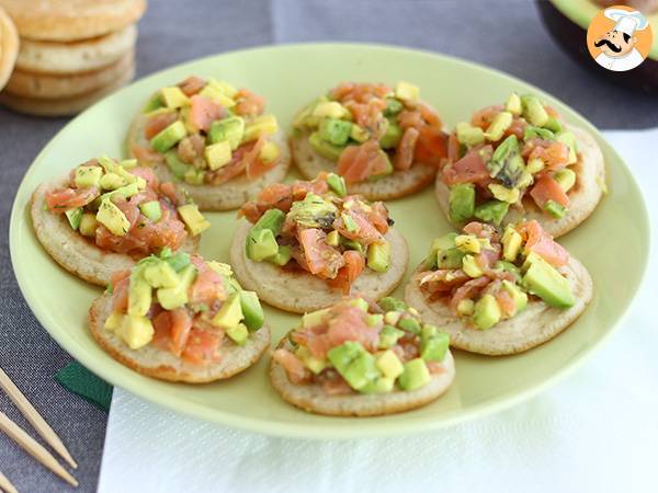 Tostas de salmón y aguacate