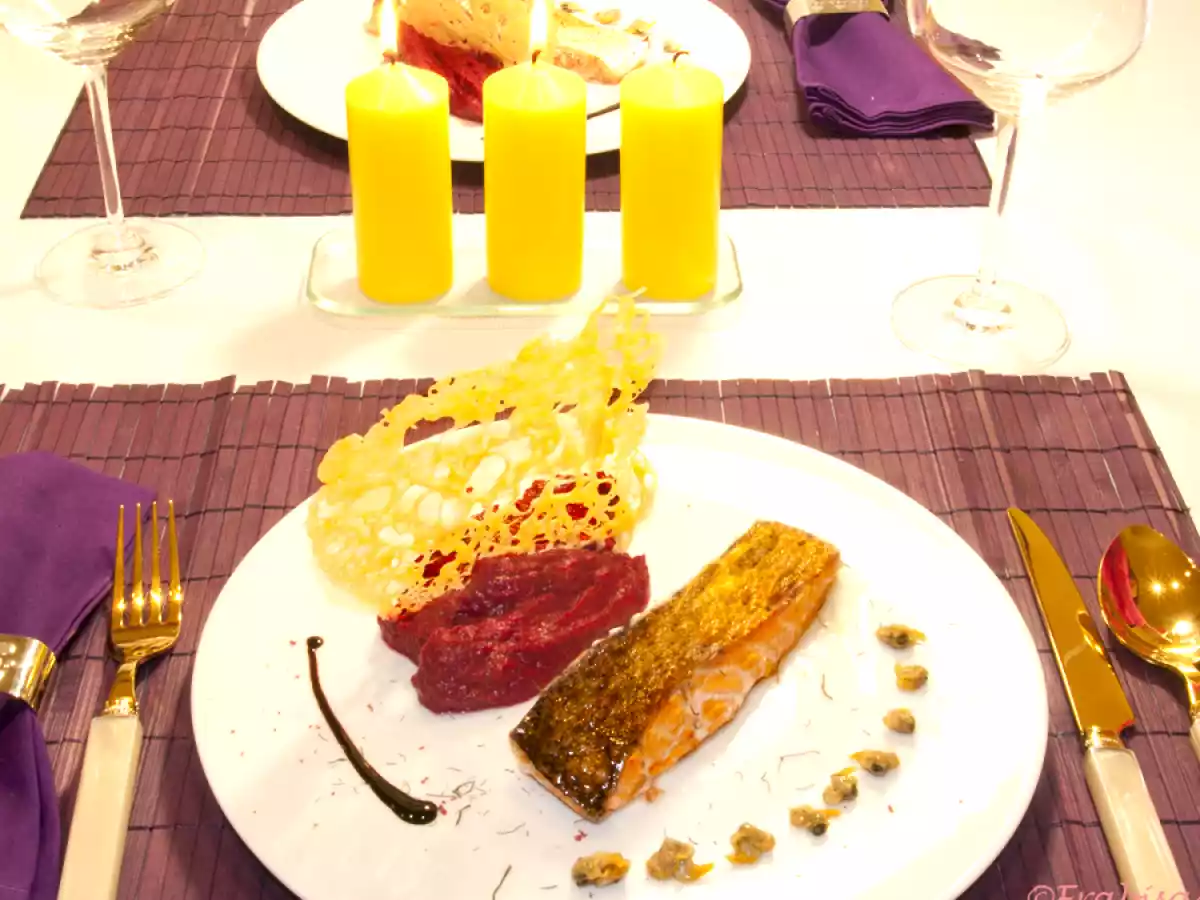 Tournedós de salmón con teja de Parmesano - foto 2