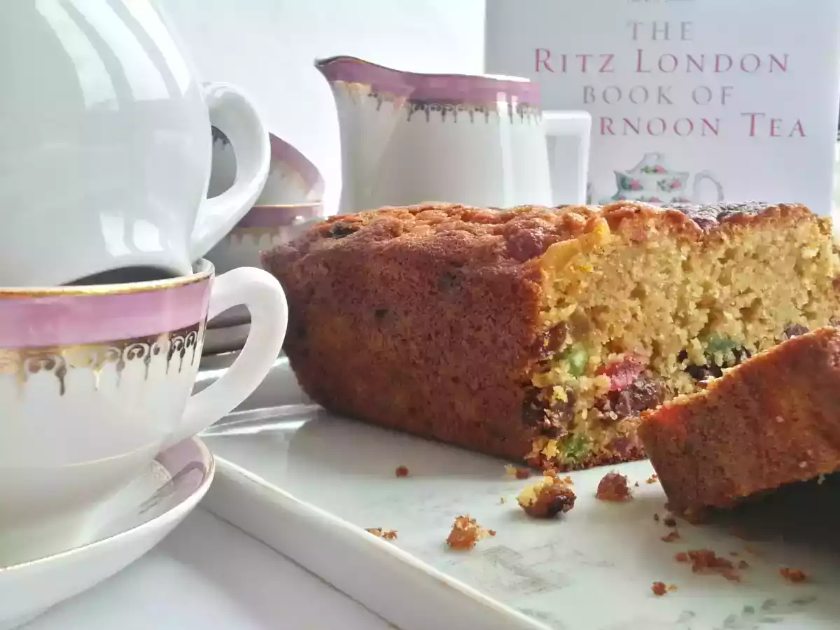 Tradicional plum cake inglés de frutas