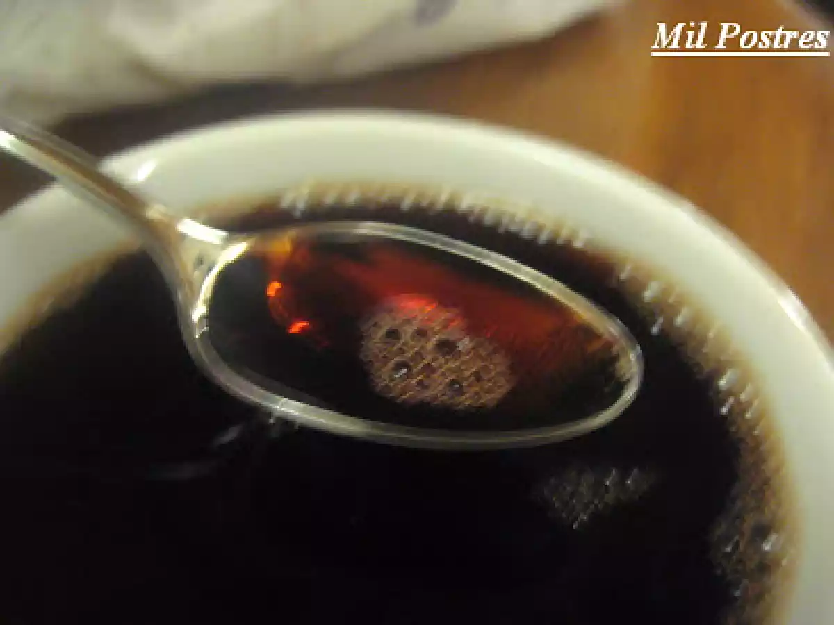 Tradiciones alemanas; el vino caliente especiado o Glühwein y la Pirámide de Navidad