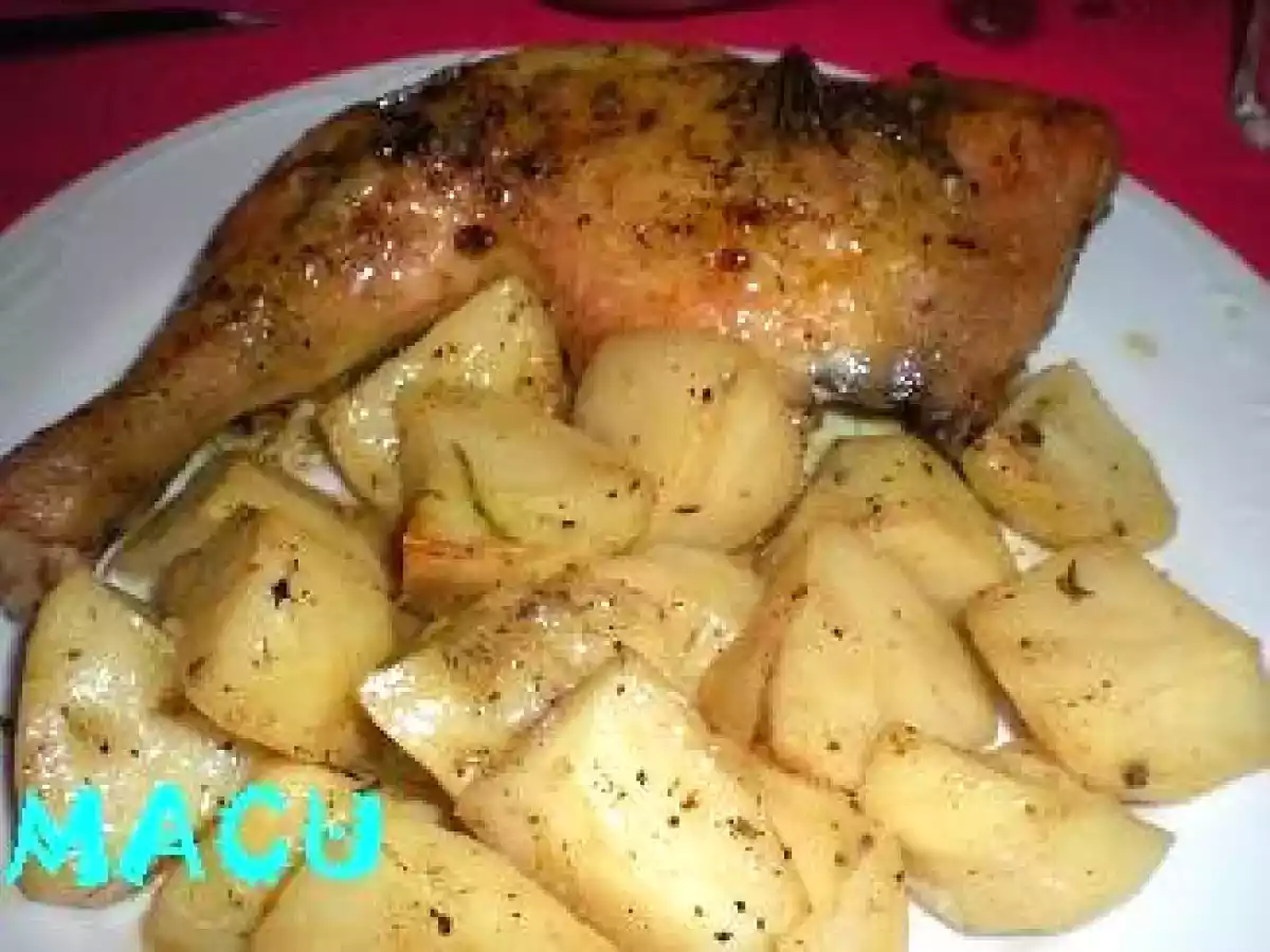 Traseros de pollo al horno con patatas