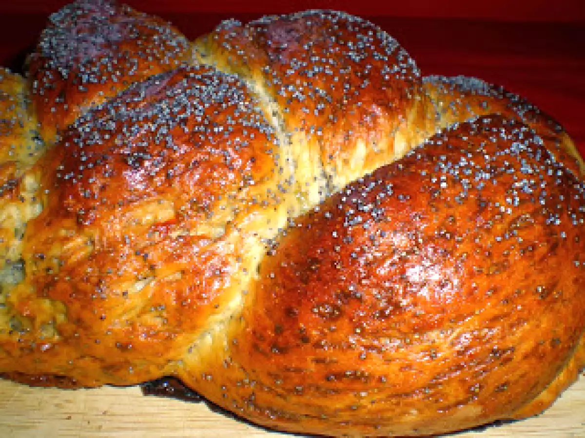 TRENZA CON SEMILLAS DE AMAPOLA, EN PANIFICADORA - foto 2