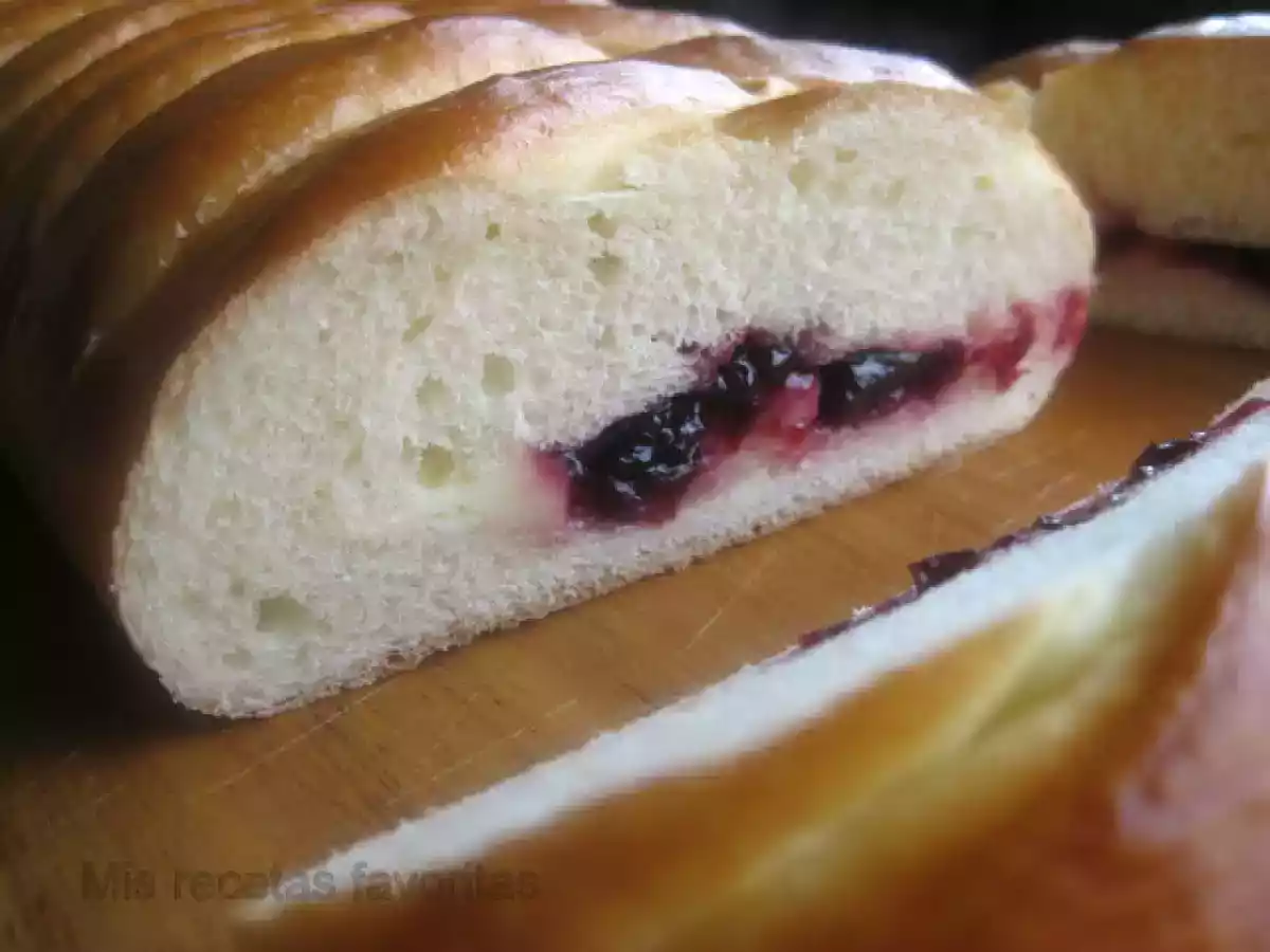 Trenza de cerezas y queso crema - foto 2