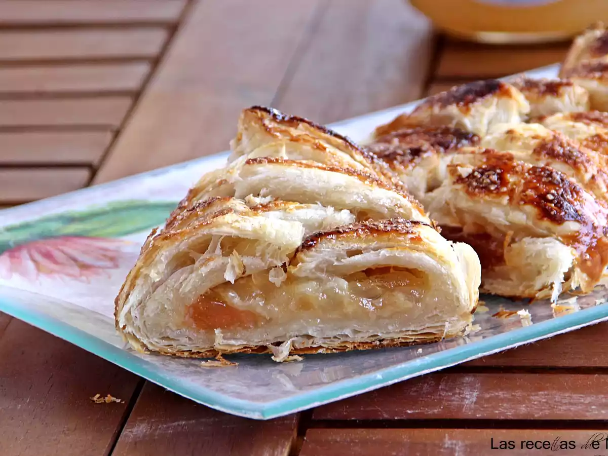 Trenza de membrillo, queso de cabra y cebolla endulzada